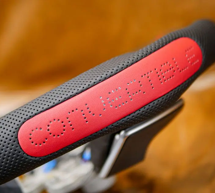 CONVERTIBLE サイドテキスト例